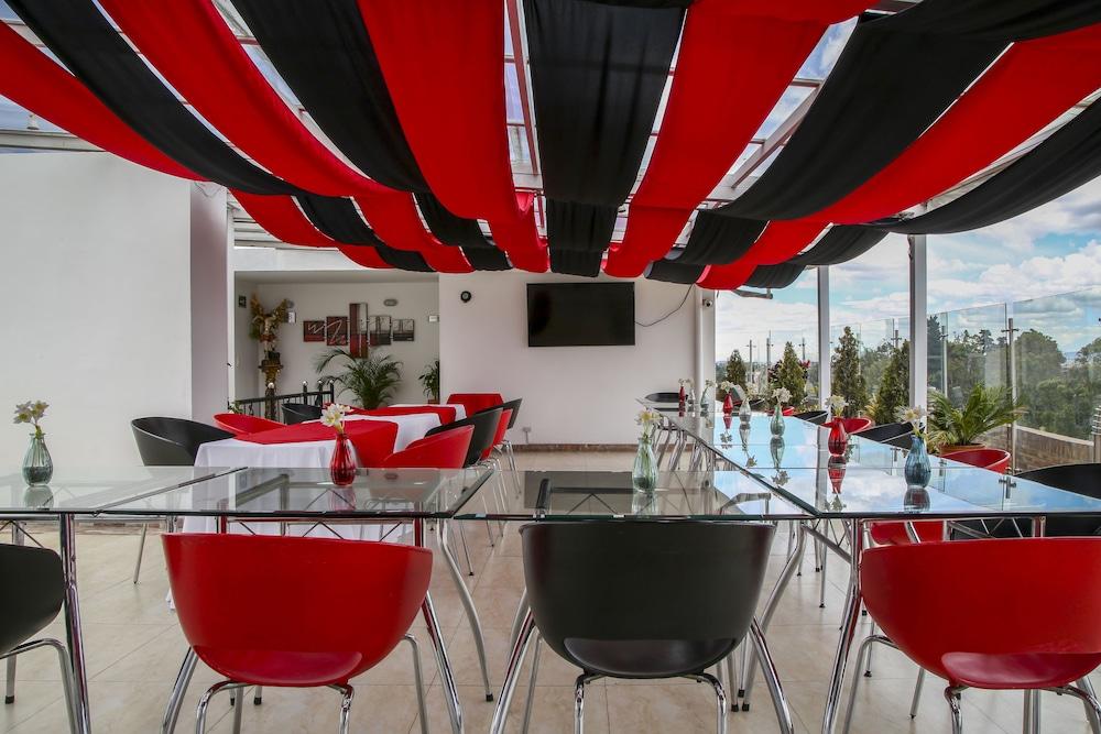 Hotel Parque 63 Богота Экстерьер фото