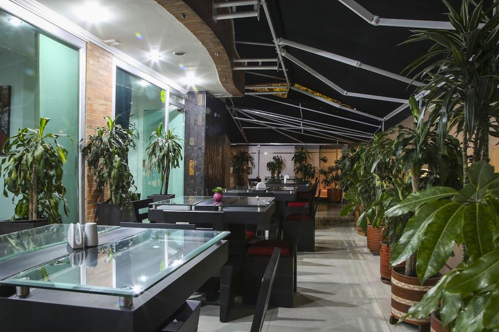 Hotel Parque 63 Богота Экстерьер фото